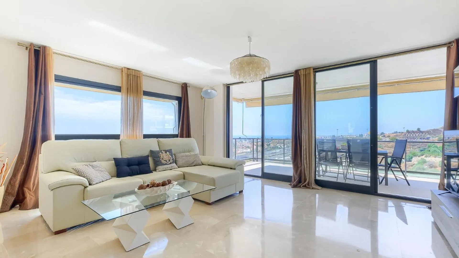 Hollywood Hills - Seaview Apartment Mijas