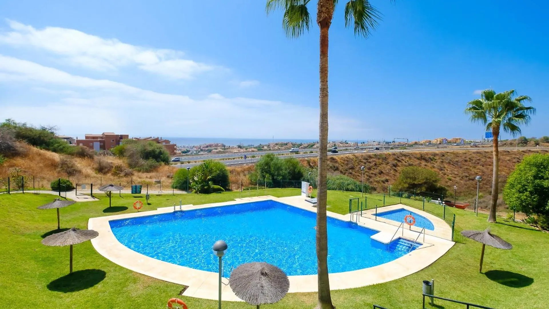 Hollywood Hills - Seaview Apartment Mijas